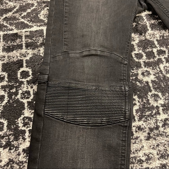 Zara Biker Jeans - Picture 2 of 4